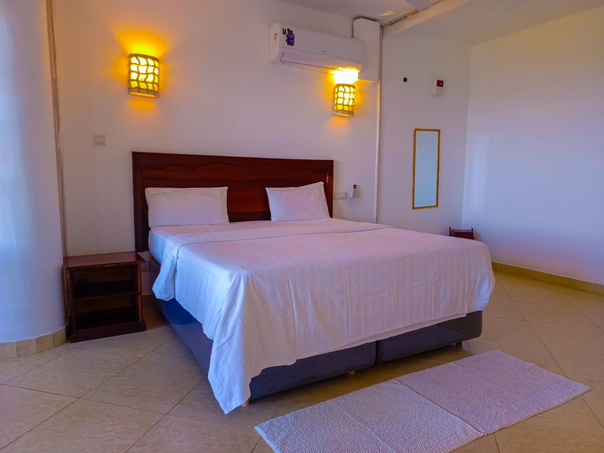 Ivory Beachfront Stays Момбаса Екстериор снимка